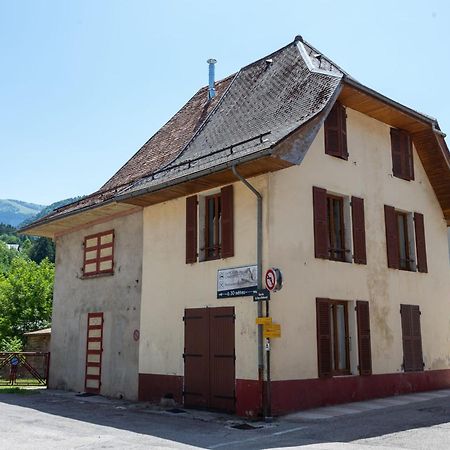 Maison de Village à St Pierre d'Entremont Saint-Pierre-dʼEntremont Exterior foto