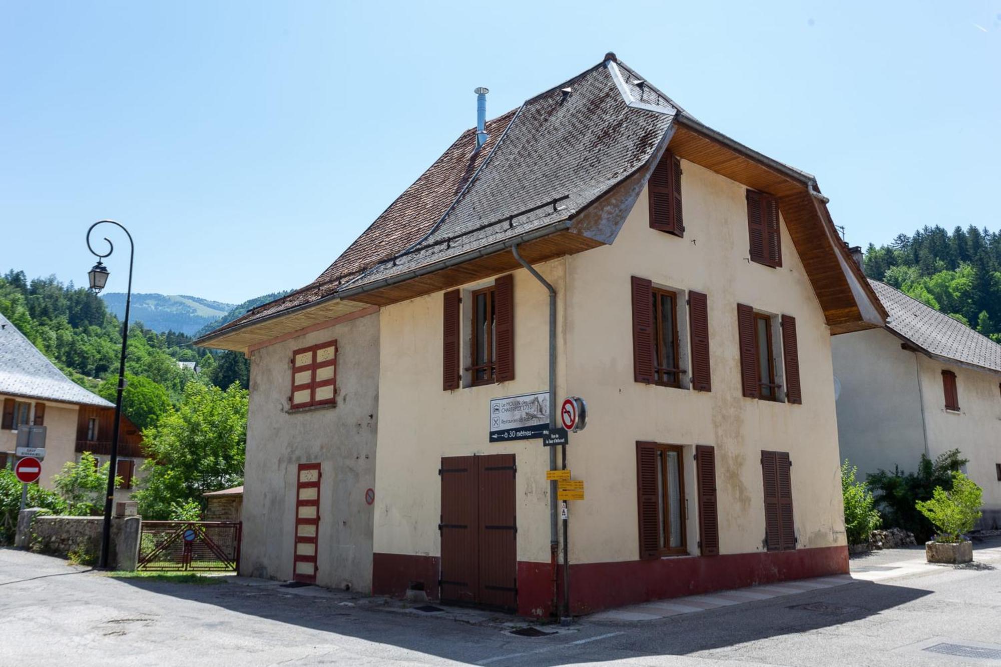 Maison de Village à St Pierre d'Entremont Saint-Pierre-dʼEntremont Exterior foto