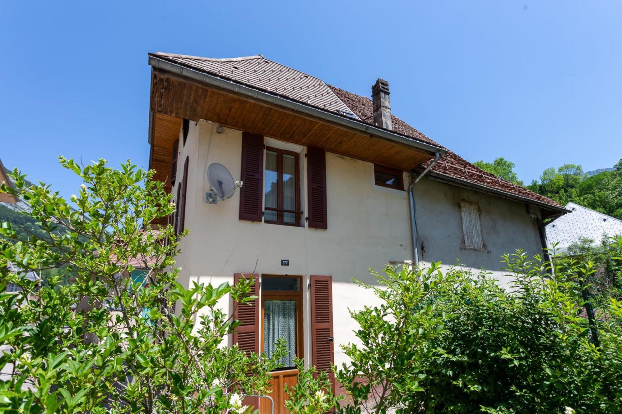 Maison de Village à St Pierre d'Entremont Saint-Pierre-dʼEntremont Exterior foto